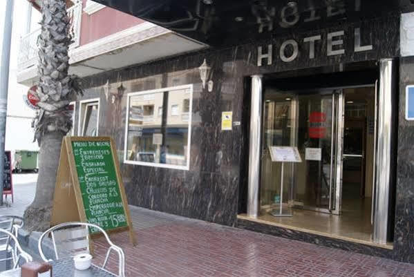 Hotel Juan Carlos Torrevieja Eksteriør billede