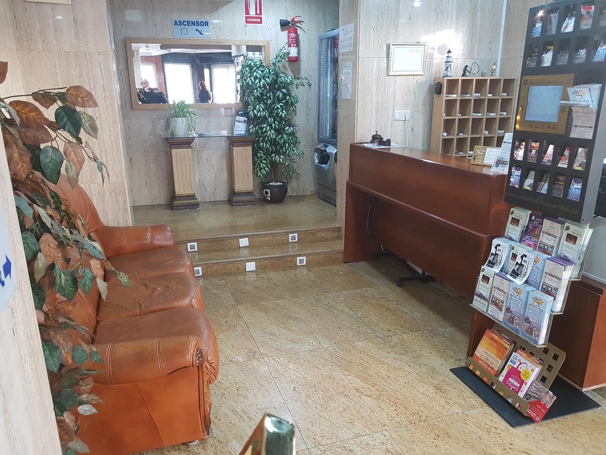 Hotel Juan Carlos Torrevieja Eksteriør billede